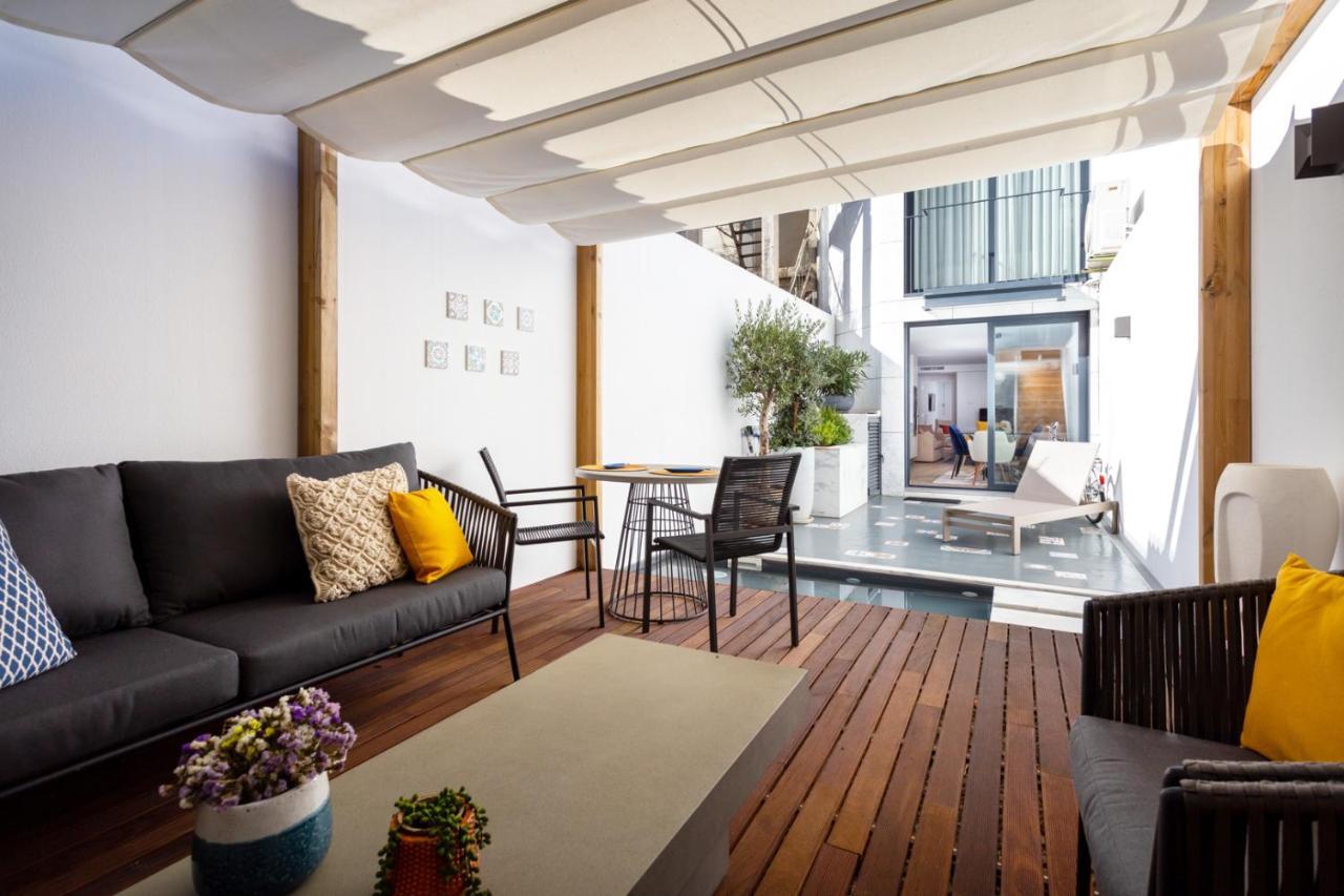 Stupendo- Two Rooms, Patio With Refreshing Pond-Center-Air Conditioning-Free Park Lisboa Eksteriør billede
