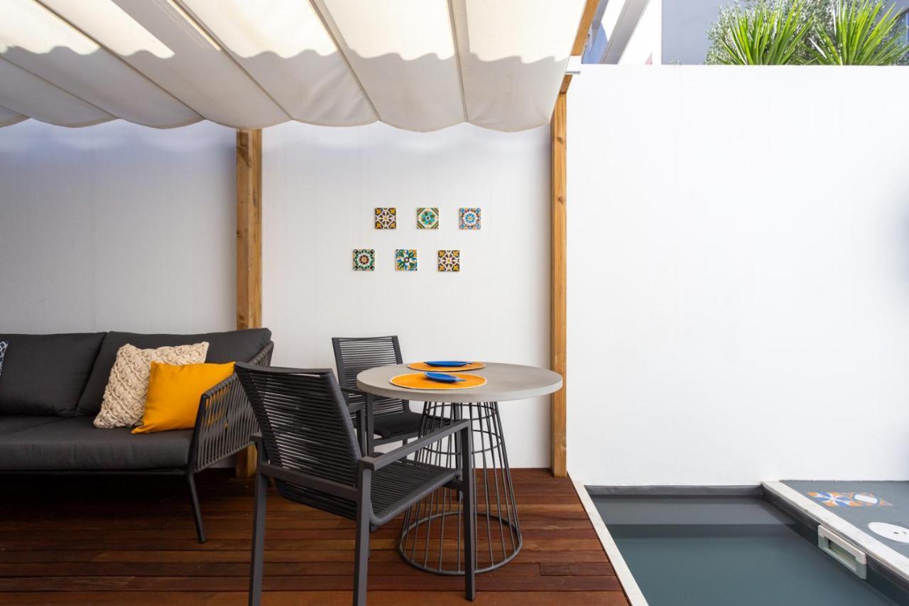 Stupendo- Two Rooms, Patio With Refreshing Pond-Center-Air Conditioning-Free Park Lisboa Eksteriør billede